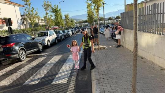 Viti i ri shkollor, kryepolici Hita: Për sigurinë tuaj nuk bëjmë kompromis