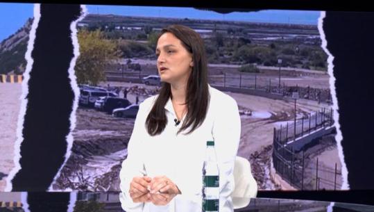 Resorti i Bashkim Ulajt në Rrjoll/ Aktivistja Kokaj: Po ndërtohet në tokat që na janë vjedhur ne! Ka ndryshuar emër nga ‘Blu Borgo’ në ‘Baks Bay’ për të tjetërsuar të vërtetën