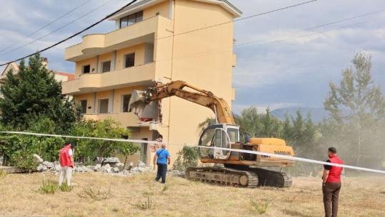 Aksion për lirimin e Parkut të Liqenit nga ndërtimet pa leje, Bashkia e Tiranës aksion për prishjen e godinës shumëkatëshe