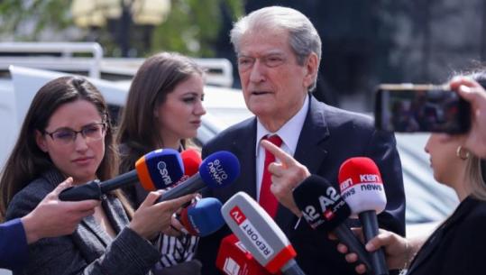 ‘Sot thoni dokrra në Kuvend’/ Spaho ‘rrëzon’ opozitën: Mbështetët krijimin e Gjykatës Speciale! Berisha publikoi 6 arsye pro saj, votoi edhe për ngritjen e komisionit të Dick Marty