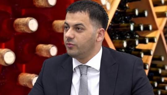 Dosja ‘AKSHI’/ Zhduku 950 mijë euro verëra të sekuestruara në vilën e Ergys Agasit, GJKKO në lë burg kushëririn e tij, Eno Agasi