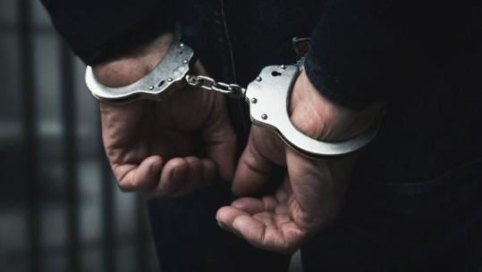 Në kërkim ndërkombëtar për trafik droge, arrestohet në Morinë 34-vjeçari nga Kosova (EMRI)