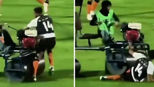 Pamje të frikshme, rruli shtyp këmbën e ish-futbollistit të Anglisë! Ai më pas futet në lojë