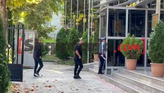 Vrasja e Egli Progës, dy autorët mbërrijnë në gjykatën e Korçës