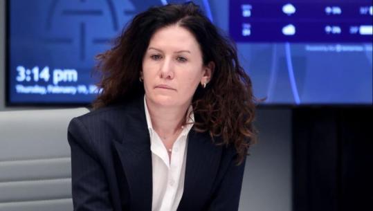 Hetimet për Agasin/ Kreu i SHISH dorëzohet në Kosovë, autoritetet e shoqërojnë për ekzekutimin e arrestit shtëpiak! 2 të tjerë në pranga, SPAK kontrolle Prodës