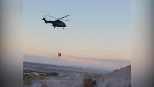 Dy vatra zjarri në Durrës dhe Fier, Nufi: Ndërhyrja vijon në Gjirin e Lalëzit, Apolonia nën kontroll (VIDEO)