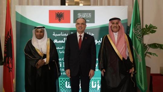 Arabia Saudite kremton Ditën Kombëtare, ambasadori Al-Madi: Mundësi të reja bashkëpunimi me Shqipërinë nga ekonomia te kultura