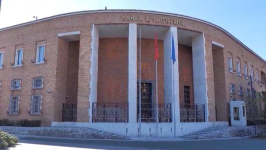 Raporti/ Bizneset nuk po paguajnë në kohë këstet e kredive! BSH: Në 6 muaj bankat fshinë 4 mld lekë kredi ‘të humbura’