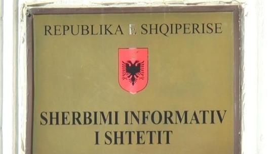 Shpopullimi/ Bie numri i nxënësve në grykë-çajë të Kukësit, numërohen vetëm 90! Rruga pa asfalt, shteti nuk siguron transport për mësuesit