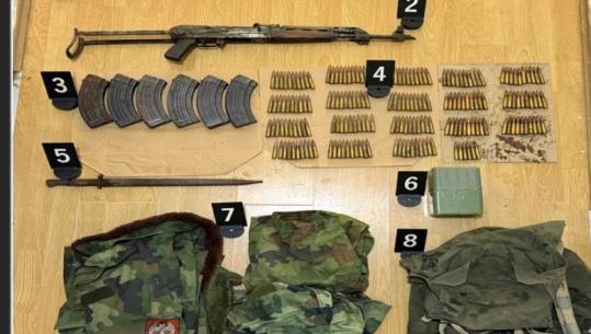 Armë, municion dhe uniforma ushtarake, policia kontrolle në dy fshatra në veri të Kosovës
