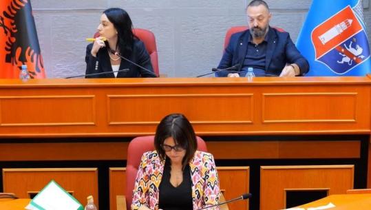 Territorialja/ Zhulali: Karta e Autonomisë Vendore ka parashikuar që të merret mendimi i autoriteteve lokale! Bregasi: Vota është zgjidhja!