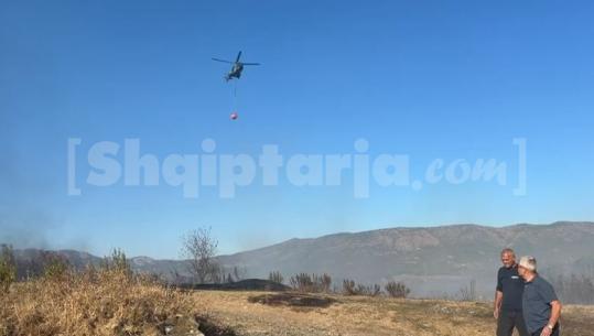 Zjarr masiv në Piraj të Lezhës, flakët djegin dy banesa dhe i afrohen Kishës së fshatit! Ndërhyhet me helikopter nga ajri