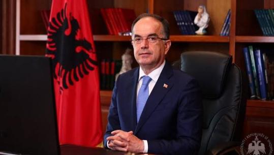 Viti i ri akademik, Begaj: Një udhëtim i ri përkushtimi e sfidash për studentët e pedagogët