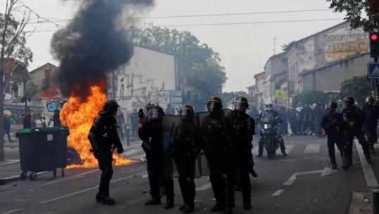 Protestat e nxënësve në Francë, mbyllen deri në 500 shkolla! Mbi 5 mijë të arrestuar që nga nisja e trazirave