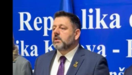 Kosovë/ Aleanca kërkon votimin e ligjit të Speciales, Haradinaj del te protestuesit: Jemi një me çlirimtarët!