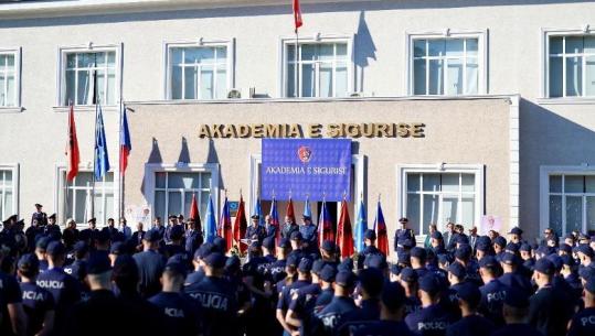 Ceremonia e nisjes së studimeve bachelor ‘Siguria dhe Hetimi’, Demo: Uniforma e shtetit është përgjegjësi, jo privilegj