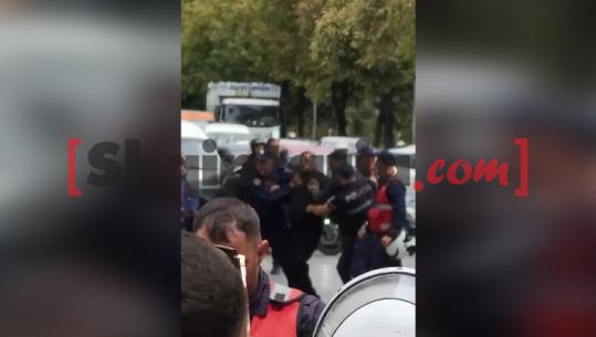 Protesta e PD, shoqërohet një protestues