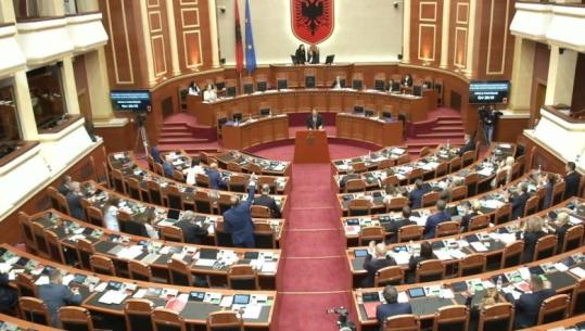 LIVE TV- ‘Territorialja’ në Kuvend/ PD: Tërhiquni, po asgjësoni 15 bashki, s’u konsultuat me qytetarët! PS: E miratojmë sot! Sinaj ndryshon qëndrim, pritet të votojë pro