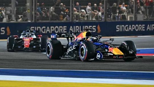 Fundjava e Verstappen, holandezi dominon Singaporin! Fiton edhe garën, Antonelli shumë pranë shpalljes kampion 
