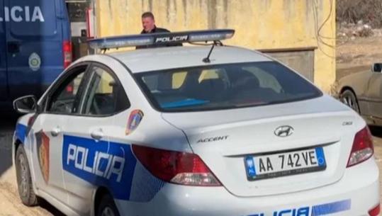 Të armatosur dhe të maskuar si policë, 5 persona grabisin një banesë në Elbasan! I ikin patrullës së policisë