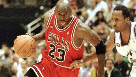 Fanella e Michael Jordan thyen rekordin në historinë e NBA-së, shitet për 14 milionë dollarë