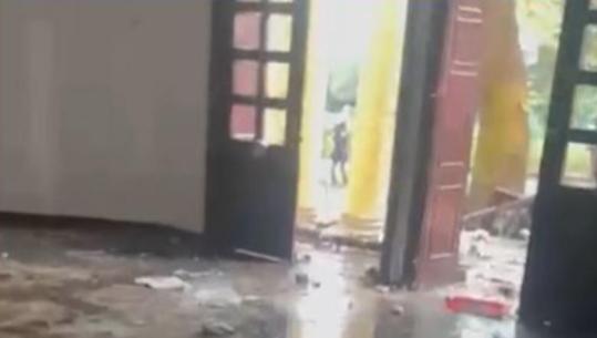 Dyer të thyera dhe zyra të dëmtuara, Ibrahimaj reagon përmes pamjeve: Shkatërrimi nuk është protestë!