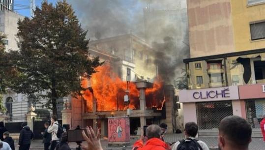 Protestuesit sulmojnë bankat në Tiranë, reagon Shoqata e Bankave: Dhuna është e papranueshme, rrezikohet siguria e punonjësve dhe klientëve!