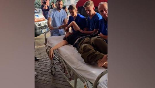 Protestat e dhunshme në Tiranë, dëmtohet në kokë një vajzë! Dyshohet se u godit nga bombola e gazit lotsjellës (VIDEO)