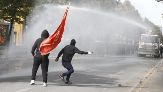 Protestat/ OSBE: Gati të ndihmojmë për dialog gjithëpërfshirës! BE: Dhuna s’ka vend në demokraci