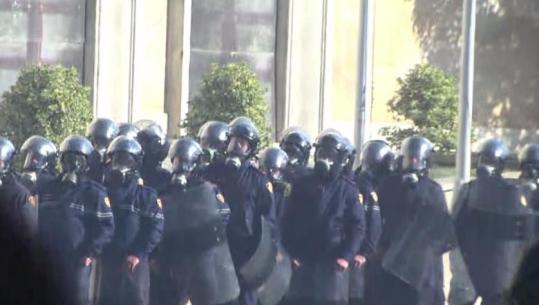 Polici nuk është infermier