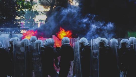 Pesë ditë protesta të dhunshme në Tiranë, 19 organizata me mesazh për policinë, protestuesit dhe politikën: Ndaloni dhunën, hapni rrugë për dialog!