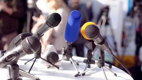 Dhuna ndaj gazetarëve në protestat në Tiranë, SafeJournalists: Gazetarët po pengohen të bëjnë punën e tyre, të hetohen ndërhyrjet dhe të garantohet llogaridhënia!