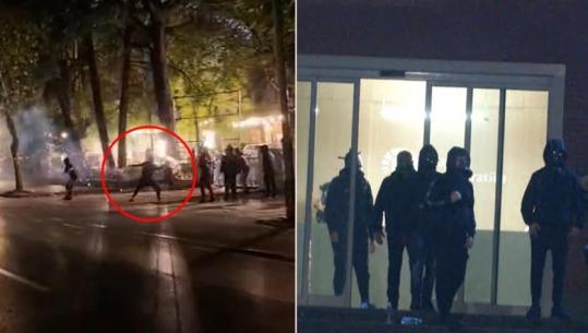Protestuesit me maska përdorin zyrat e PD si strehim për të sulmuar policinë me molotovë, Berisha: Janë të mitur, ne do t'i mbrojmë! Policia: U futën për t’i shpëtuar kapjes! Rrezikohet edhe operatori i Report Tv (VIDEO)