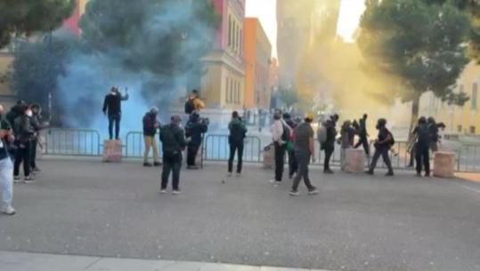 Protesta, 31 persona të lënduar marrin ndihmë mjekësore gjatë së dielës, 14 të tjerë vijojnë të jenë të shtruar! Mes tyre efektivë dhe protestues