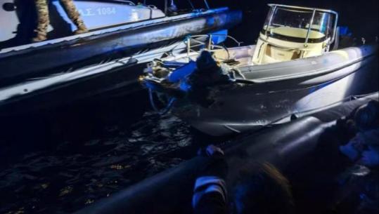 Po ndiqeshin nga varkat e policisë, 12 emigrantë humbin jetën në dy ishuj të Detit Egje! Një foshnje mes viktimave, 14 të mbijetuar