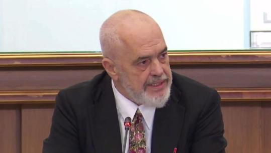 Rama: Pjesëmarrja në protesta me fytyrë të mbuluar do të jetë shkelje e ligjit! Kush nuk ushtron dhunë, nuk ka pse të përballet me gaz