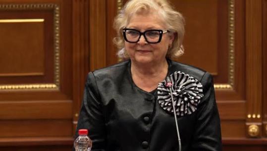 Ndryshimet në Ligjin për Gjykatën Speciale, Presidentja e Kosovës hesht për vendimin nëse do t’i miratojë
