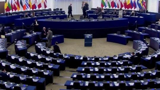 Protestat në Shqipëri/ 12 eurodeputetë kërkojnë sqarime nga Kaja Kallas! Edhe Beleri mes aleatëve të PD