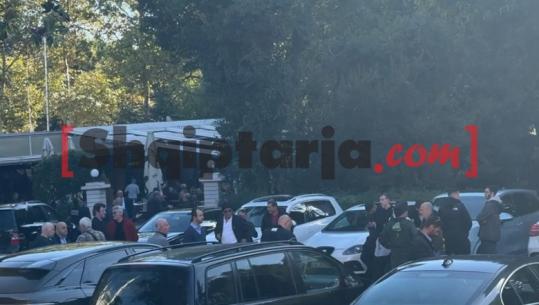Paralajmërimi për protestë kombëtare studentore, bulevardi Dëshmorët e Kombit bosh! Sali Lushaj dhe një grusht militantësh në PD përgatiten për marshim drejt Kryeministrisë