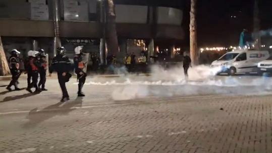 Protesta e dhunshme, arrestohen 9 persona dhe shpallen në kërkim 20 të tjerë! Mes tyre edhe një 23-vjeçar gjerman