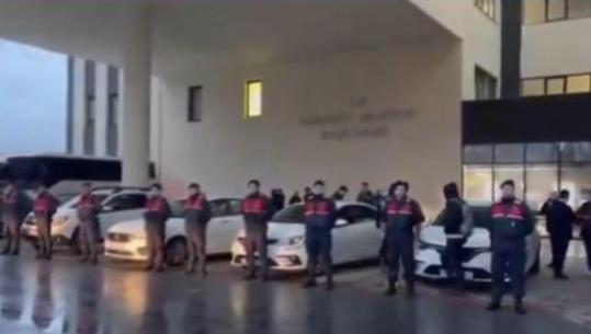 Stamboll/ Urdhër-arreste për 68 persona, mes tyre nënkryetarë bashkie! 56 të ndaluar për tenderët dhe lejet e bizneseve