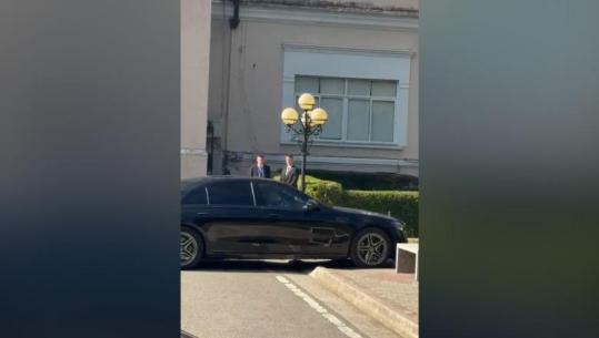 Tensionet në seancën plenare, kryeministri Rama në ambientet e Kuvendit