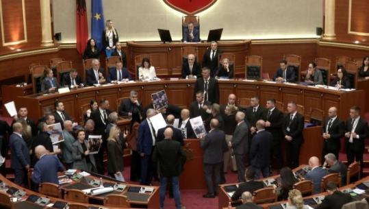 Tensione të forta në seancën plenare, Berisha thirrje për dhunë: Ju meritoni thyerje kockash e çarje kafkash! Peleshi: Të hiqet e drejta e fjalës për gjithë ditën! Në Kuvend edhe Rama