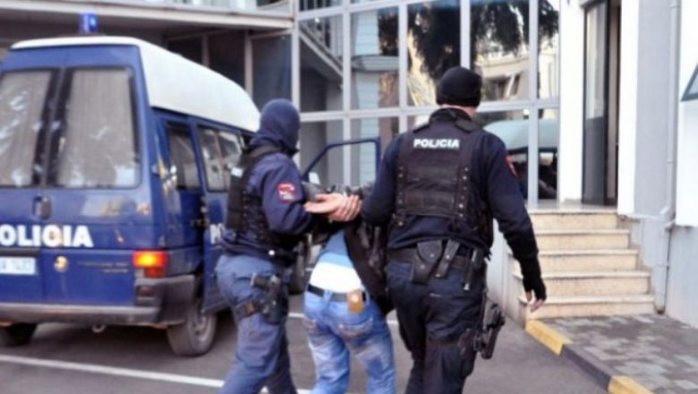 Fushë-Krujë, sekuestrohen 188 kg kanabis, arrestohet pronari i 'magazinës'