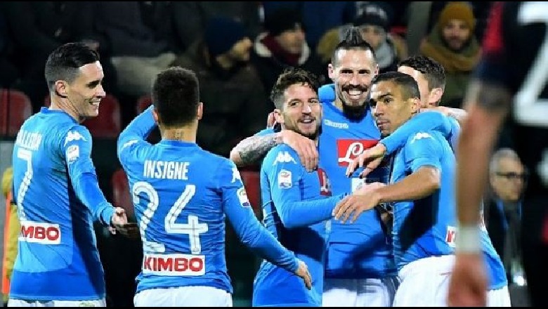 Napoli fitore në frymën e fundit, dy gola Chievos në minutën e 90