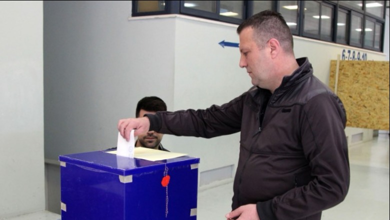 Mali i Zi voton presidentin, Exit Polls: Gjukanoviç fiton garën me 53,4 % të votave