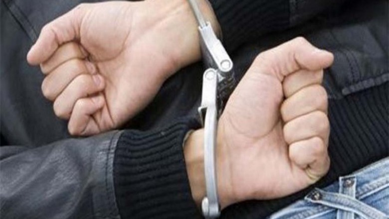 Elbasan, shpërndante drogë, 'Shqiponja' arreston 24 vjeçarin