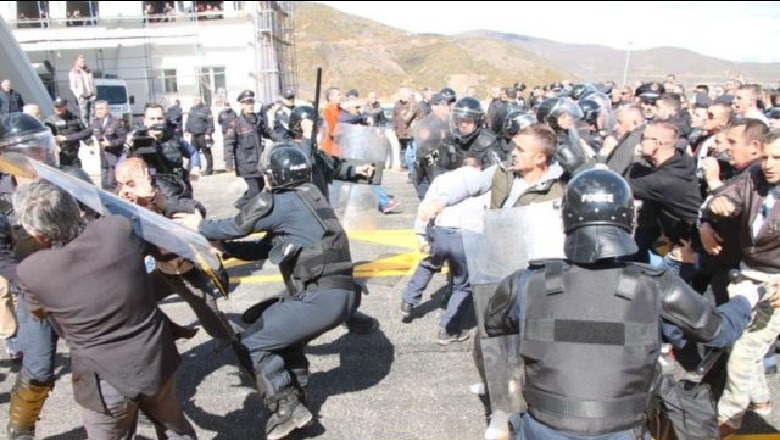 Protesta te 'Rruga e Kombit', Avokati i Popullit: 14 shkelje nga policia e prokuroria