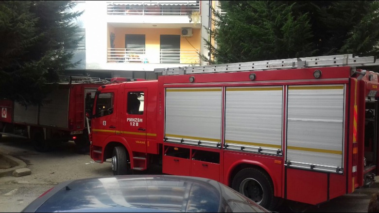 Tiranë, zjarr në ashensorin e një pallati, panik te banorët