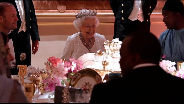 Mbretëresha Elizabeth II feston 92-vjetorin me yjet e muzikës pop